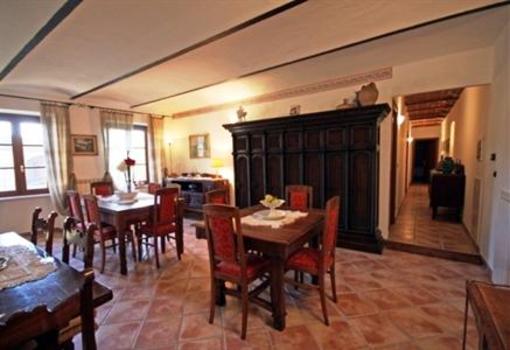 фото отеля Relais San Desiderio Asti