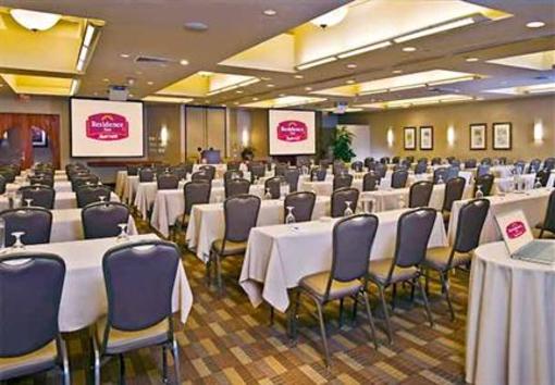 фото отеля Residence Inn Plainview Long Island
