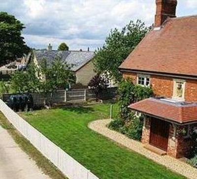 фото отеля Woolfox Guest House