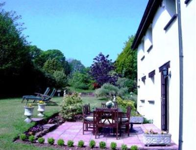 фото отеля Culverhayes Cottage Okehampton
