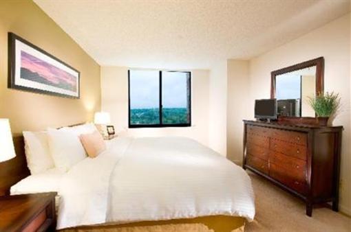 фото отеля Oakwood Gaithersburg