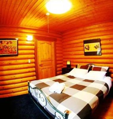 фото отеля Big Bear Chalet 3