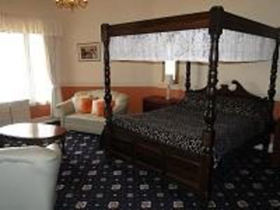 фото отеля Wynnstay Arms Hotel Ruabon