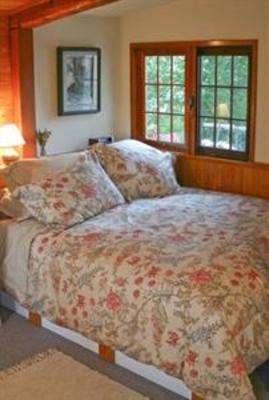 фото отеля Fernwood Cottage Bed and Breakfast