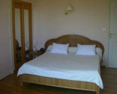 фото отеля L'Oustal du Lauragais Hotel Labastide-Beauvoir