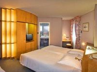 Hotel Aux Deux Clefs