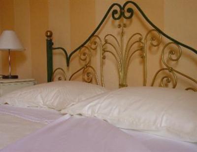фото отеля Tenuta Montezeglio Guesthouse Invorio