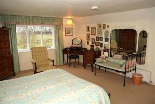 фото отеля Eaton Thorne House