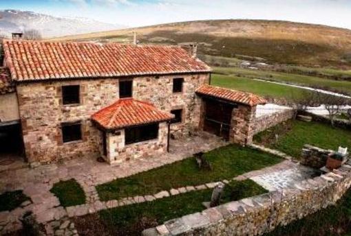 фото отеля La Hornera de la Abuela Farmhouse Brañosera