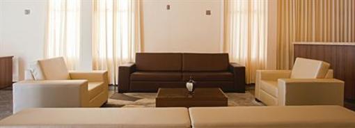 фото отеля Garden Hotel