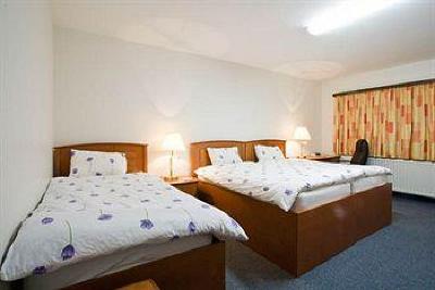 фото отеля Bed and Breakfast Airport Keflavik