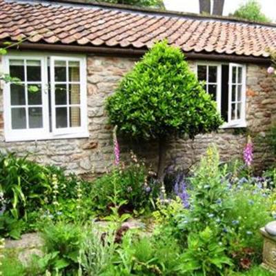 фото отеля The Piggeries Holiday Cottage Wells (England)