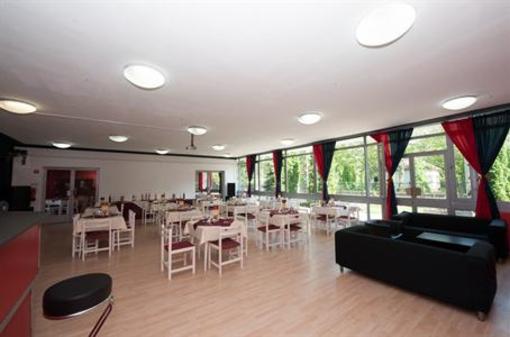 фото отеля Napfeny Hotel Balatonlelle