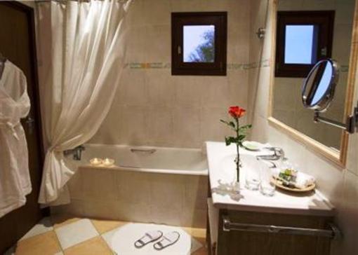 фото отеля Hotel La Chouette Puligny-Montrachet