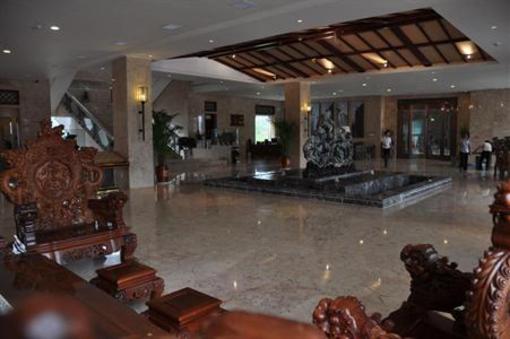 фото отеля Shuanglong Holiday Resort