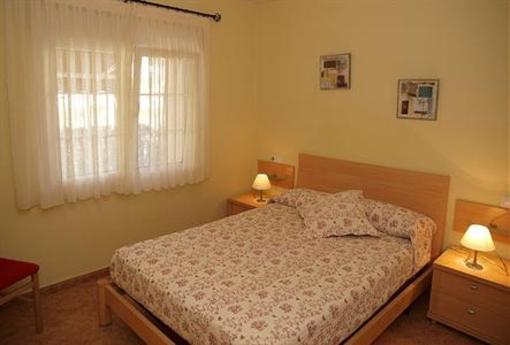 фото отеля Apartamentos Lucas