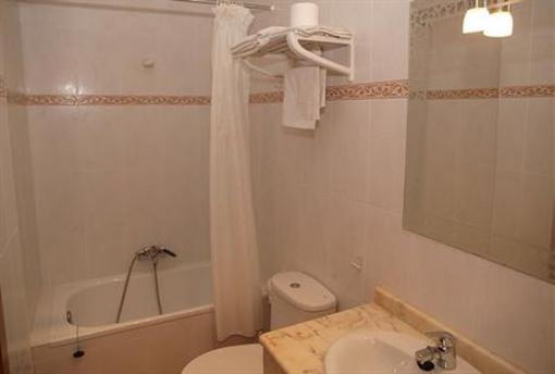 фото отеля Apartamentos Lucas