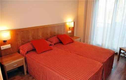 фото отеля Marsil Apartmentos Sanxenxo