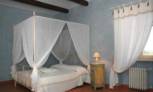 фото отеля Agriturismo Al Monte Farmhouse Verrua Savoia