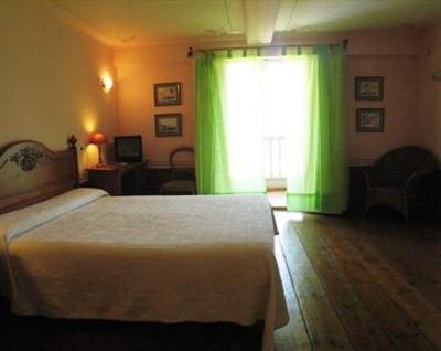 фото отеля La Casa del Jardin Hotel Llanes