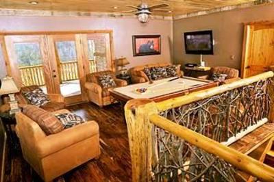фото отеля Hickory Mist Luxury Cabins Gatlinburg