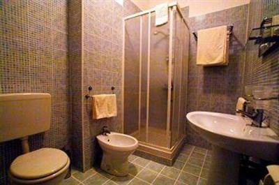 фото отеля Pollon Inn