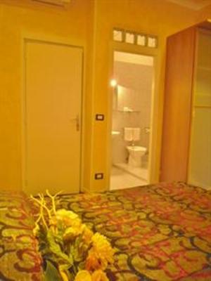 фото отеля Pollon Inn