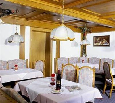 фото отеля Hotel Garni Kardona