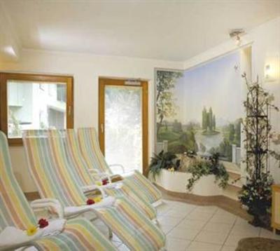 фото отеля Hotel Garni Kardona