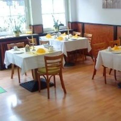 фото отеля Central Hotel Troisdorf