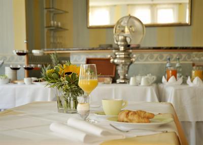 фото отеля Hotel Krone Inzlingen