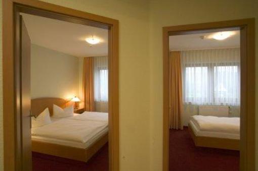 фото отеля Hotel am Kurhaus Bad Schlema