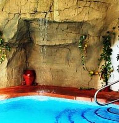 фото отеля Hotel Cuevas Abuelo Ventura Guadix