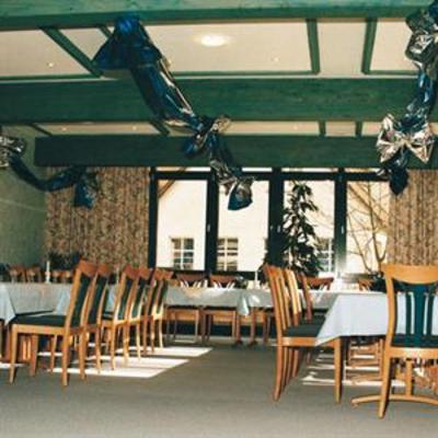 фото отеля Hotel Adler Lauda-Konigshofen