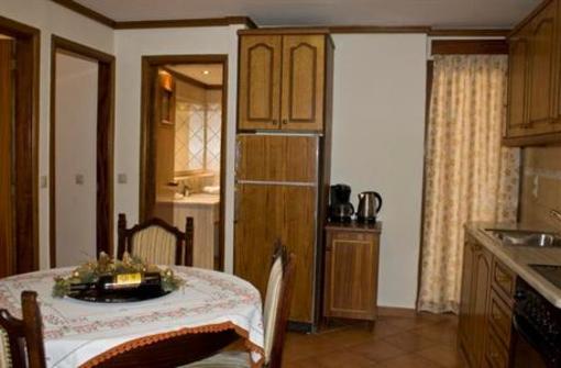 фото отеля Apartments Lappas Karpenisi