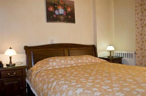 фото отеля Apartments Lappas Karpenisi