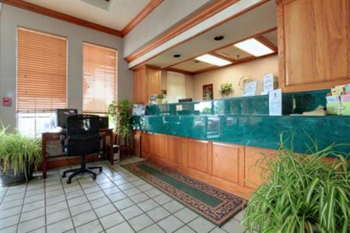 фото отеля Americas Best Value Inn Grand Rivers