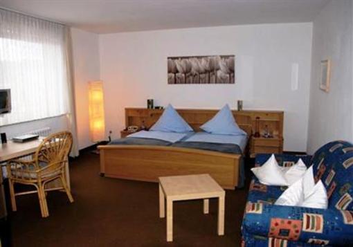 фото отеля Hotel Am Staatsforst
