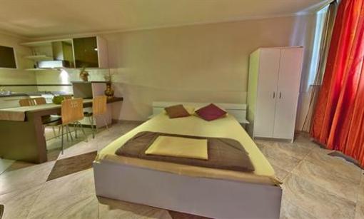 фото отеля Majesty Accomodation