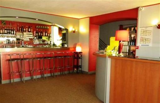фото отеля Logis Hotel Perrier