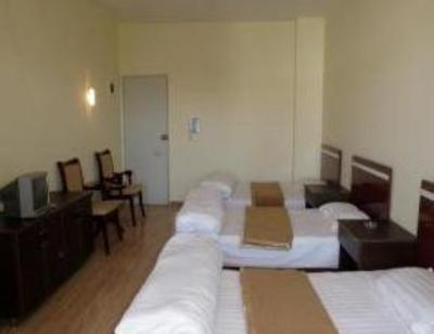 фото отеля Kunming Tour Pals Inn