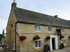 фото отеля Queens Head Inn Nassington Peterborough