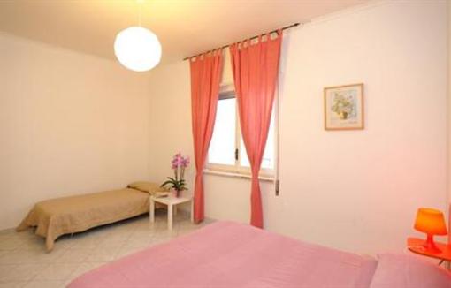 фото отеля Tizi Apartments