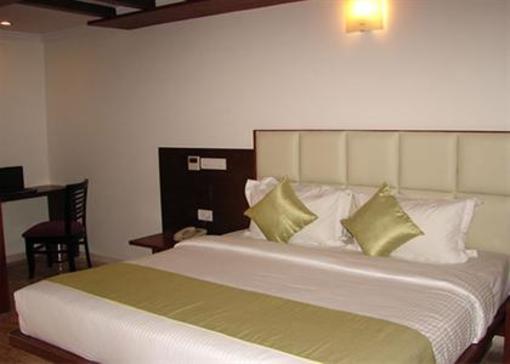 фото отеля Meenal Boutique Hotel