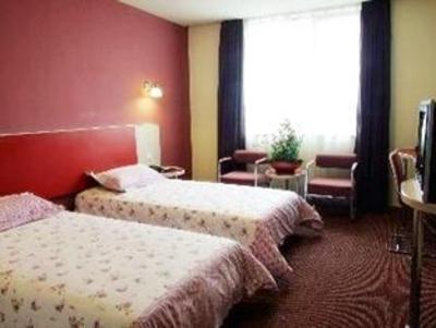 фото отеля Motel168 Hankou Railway Station Inn Wuhan