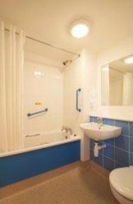 фото отеля Travelodge Birmingham Yardley