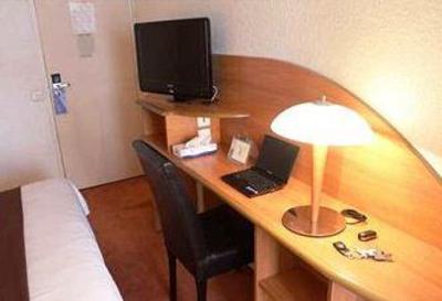 фото отеля Hotel Central Creteil