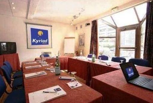 фото отеля Hotel Central Creteil