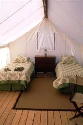 фото отеля Yellowstone Under Canvas
