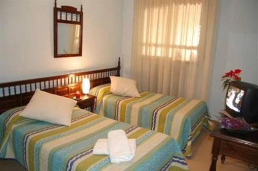 фото отеля Hostal Los Infantes